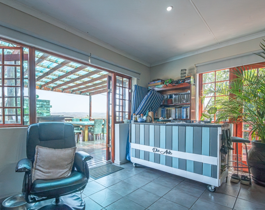 4 Bedroom Property for Sale in Fraaiuitsig Western Cape